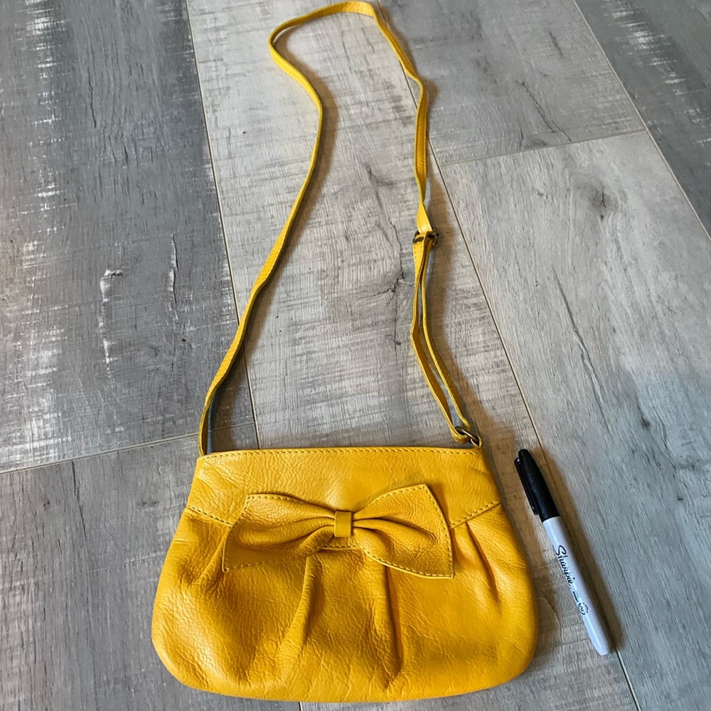 Charming Yellow Bow Crossbody Bag